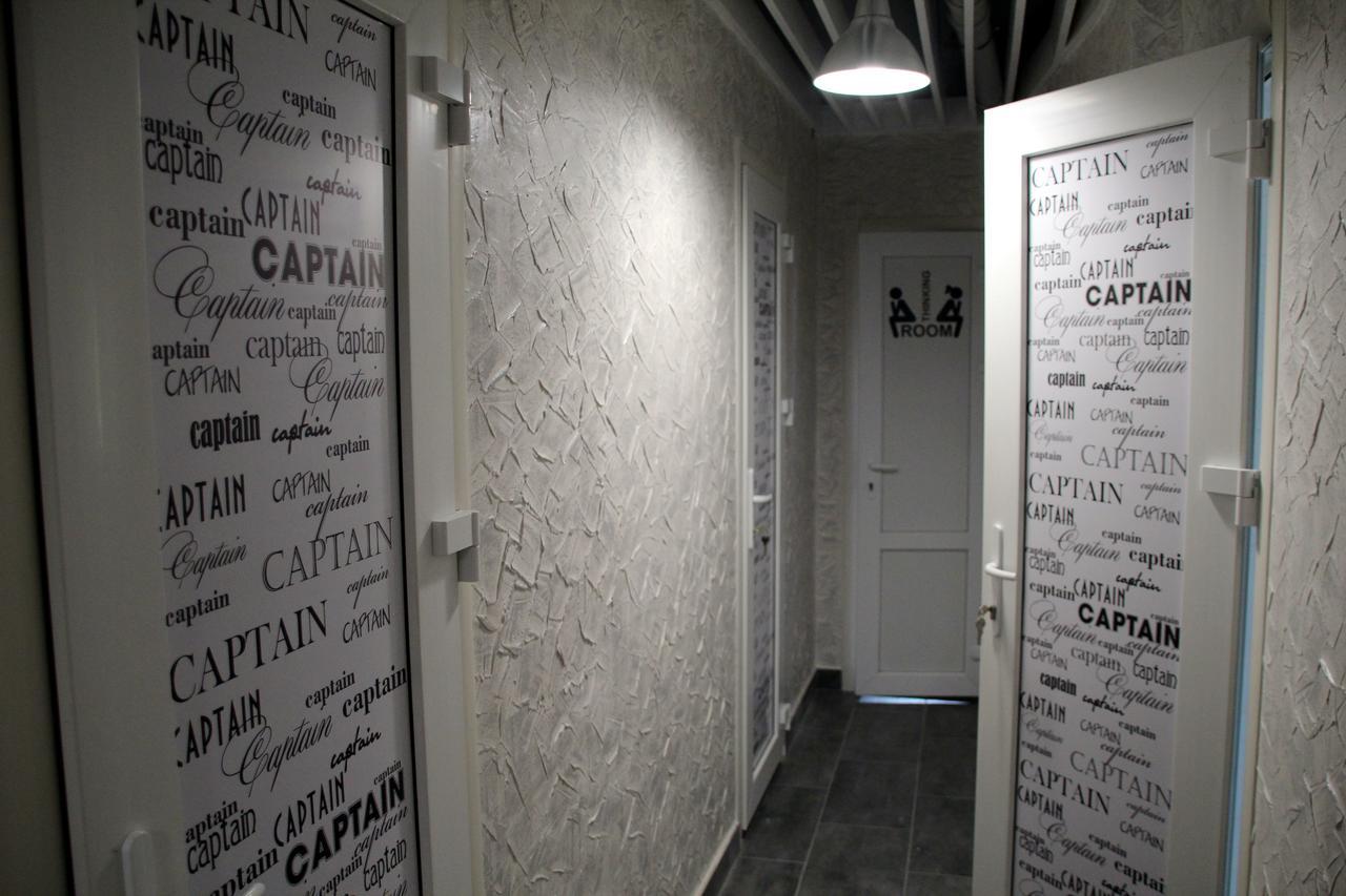 Captain Hotel Zatoka Bagian luar foto
